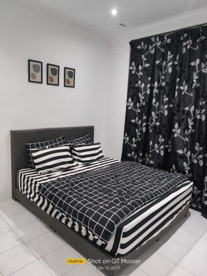 Naurah Homestay Сунгай Петани Екстериор снимка