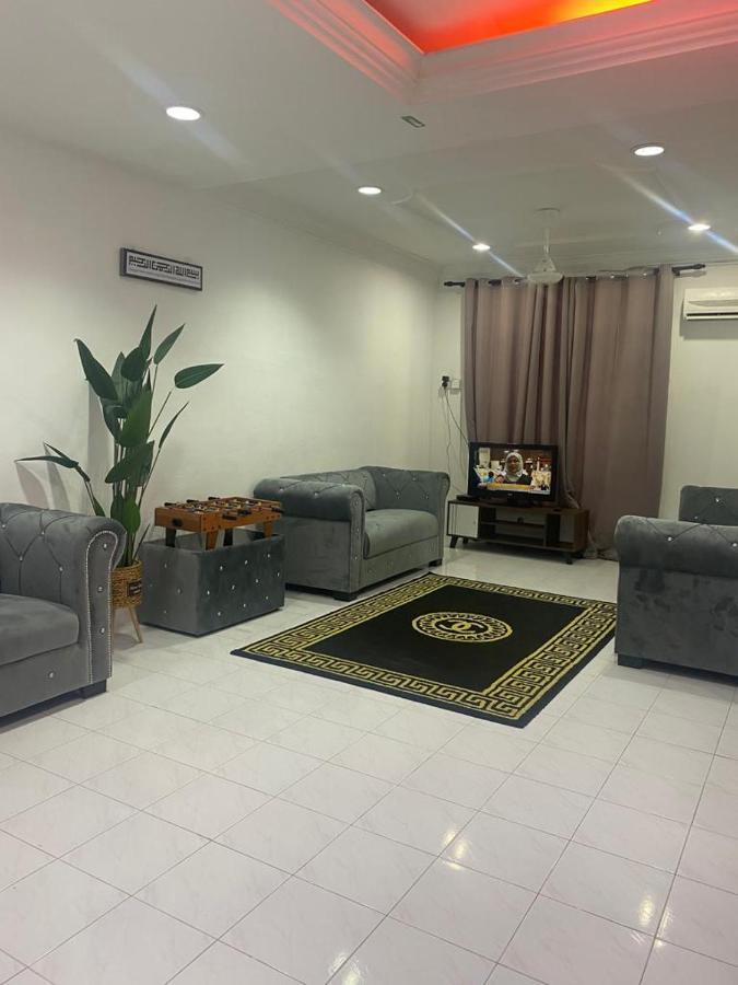 Naurah Homestay Сунгай Петани Екстериор снимка