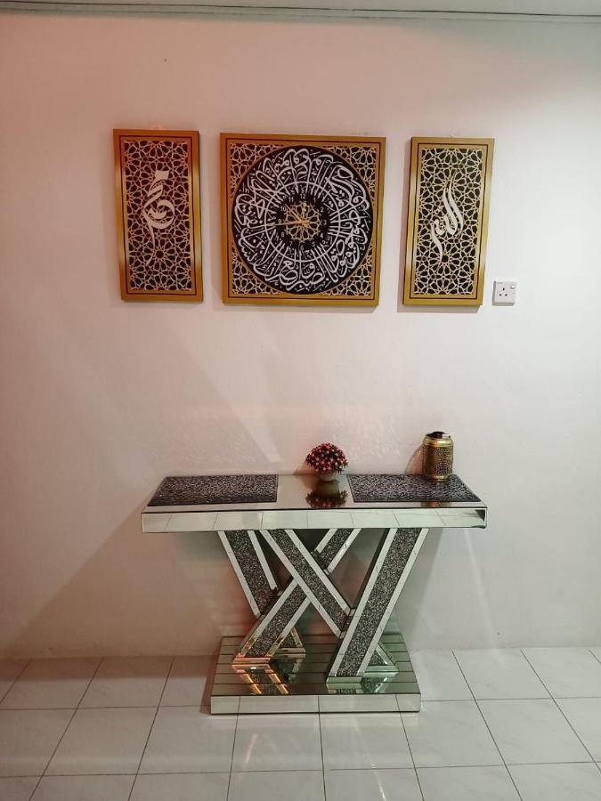 Naurah Homestay Сунгай Петани Екстериор снимка